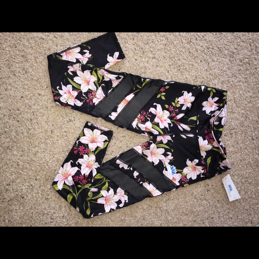 Lotus Leggings